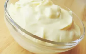 Creamy and flavorful garlic mayonnaise aioli recipe