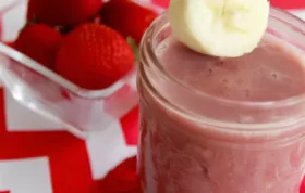 Creamy Banana Strawberry Split Smoothie