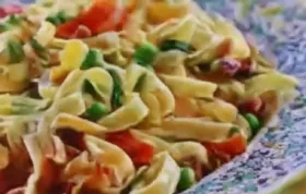 Creamy Pasta with Bacon and Peas