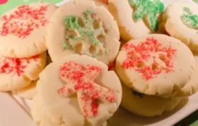 Delicious and buttery shortbread cookies that melt in your mouth