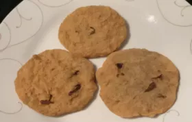 Delicious and Chewy Honey Oatmeal Cookies