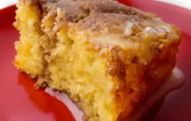 Delicious and Easy Cinnamon Honey Bun Cake Recipe