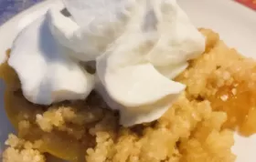 Delicious and Easy Peach Cobbler Dump Cake Recipe