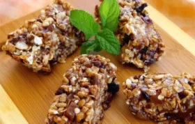 Delicious and Easy Peanut Butter Granola Bars Recipe