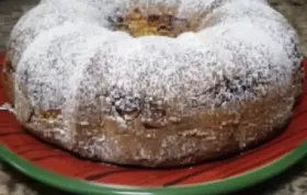Delicious and Easy Streusel Coffee Cake Recipe