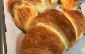 Delicious and Flaky Homemade American-style Layered Croissants Recipe