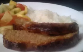 Delicious and Healthy Turkey Meatloaf with Flavorful Sauce
