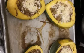 Delicious and Healthy Vegetarian Stuffed Acorn Squash Recipe