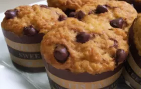 Delicious and Moist Easy Banana Muffins Recipe