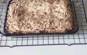Delicious and Moist Molasses Crumb Cake Recipe