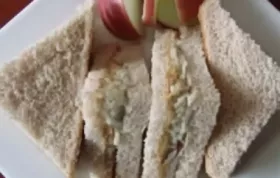 Delicious and Nutritious Peanut Butter and Apple Sandwich Recipe