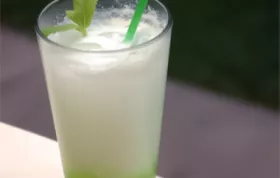 Delicious and Refreshing American Cream Soda Recipe