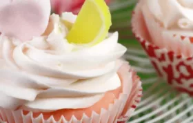 Delicious and Refreshing Lemonade Frosting