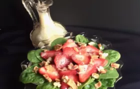 Delicious and Refreshing Strawberry and Spinach Salad