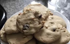 Delicious and Spicy Jumbo Raisin Cookies