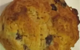 Delicious Buttermilk Oatmeal Raisin Muffins Recipe