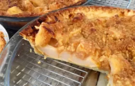 Delicious Cheddar Pear Pie Recipe