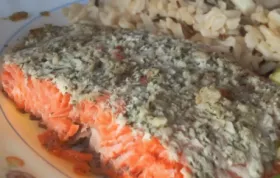 Delicious Garlic and Dill Salmon Recipe