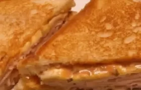 Delicious Grilled Hot Turkey Sandwiches Recipe