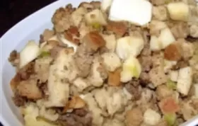 Delicious Homemade Sausage and Apple Stuffing Recipe