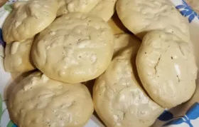 Delicious Pecan Clouds Recipe