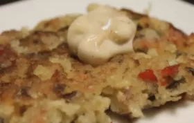 Delicious Shredded Potato Salmon Cakes Recipe