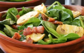 Delicious Spinach Salad with a Burst of Curry Flavor