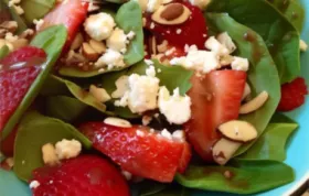 Delicious Strawberry Balsamic Salad Recipe