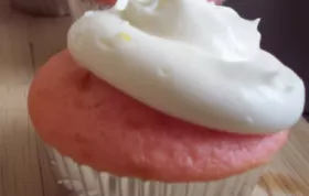 Delicious Strawberry Cupcakes with Tangy Lemon Cream Cheese Icing