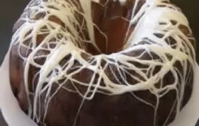 Delicious White Chocolate Pound Cake Recipe
