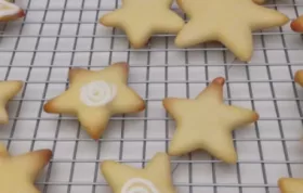 Easy German Cut-Out Cookies