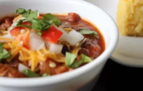 Hearty and Flavorful Slow Cooked Beef and Bean Chili Recipe