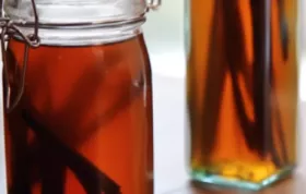 How to Make Homemade Vanilla Extract