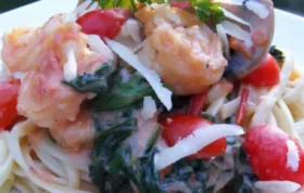 Indulge in a decadent Creamy Garlic Shrimp Pasta