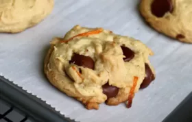 Indulge in the perfect combination of zesty orange and rich dark chocolate with these delicious cookies.