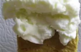 Key Lime Cheesecake Dip: A Refreshing and Creamy Dessert Dip