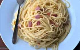Maple Syrup Glazed Bacon Breakfast Carbonara - A Sweet and Savory Twist on a Classic Dish