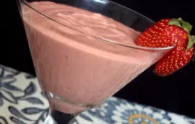 Peanut Butter Strawberry Smoothie