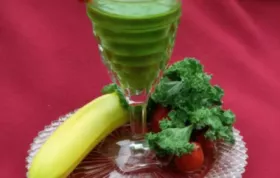 Quick Kale and Banana Smoothie