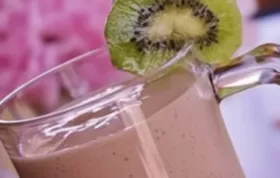 Refreshing and Delicious Strawberry Kiwi Milkshakes