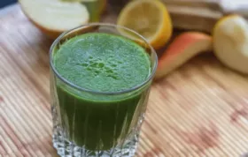 Refreshing Apple Pear Green Smoothie