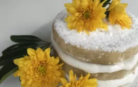 Vegan and Gluten-Free Naked Cake with Peaches and Coconut Cream